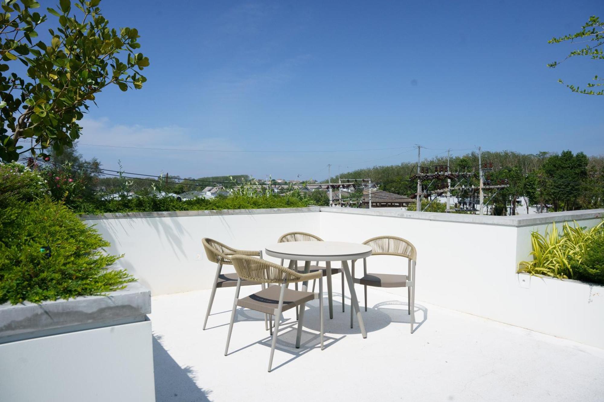 Tree O'Clock Pool Villa - Phuket 他朗 外观 照片