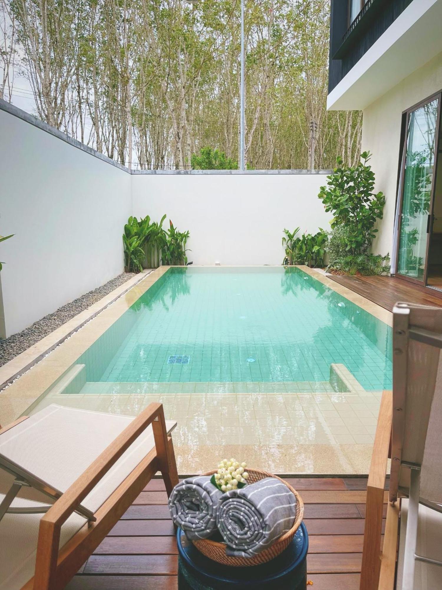 Tree O'Clock Pool Villa - Phuket 他朗 外观 照片