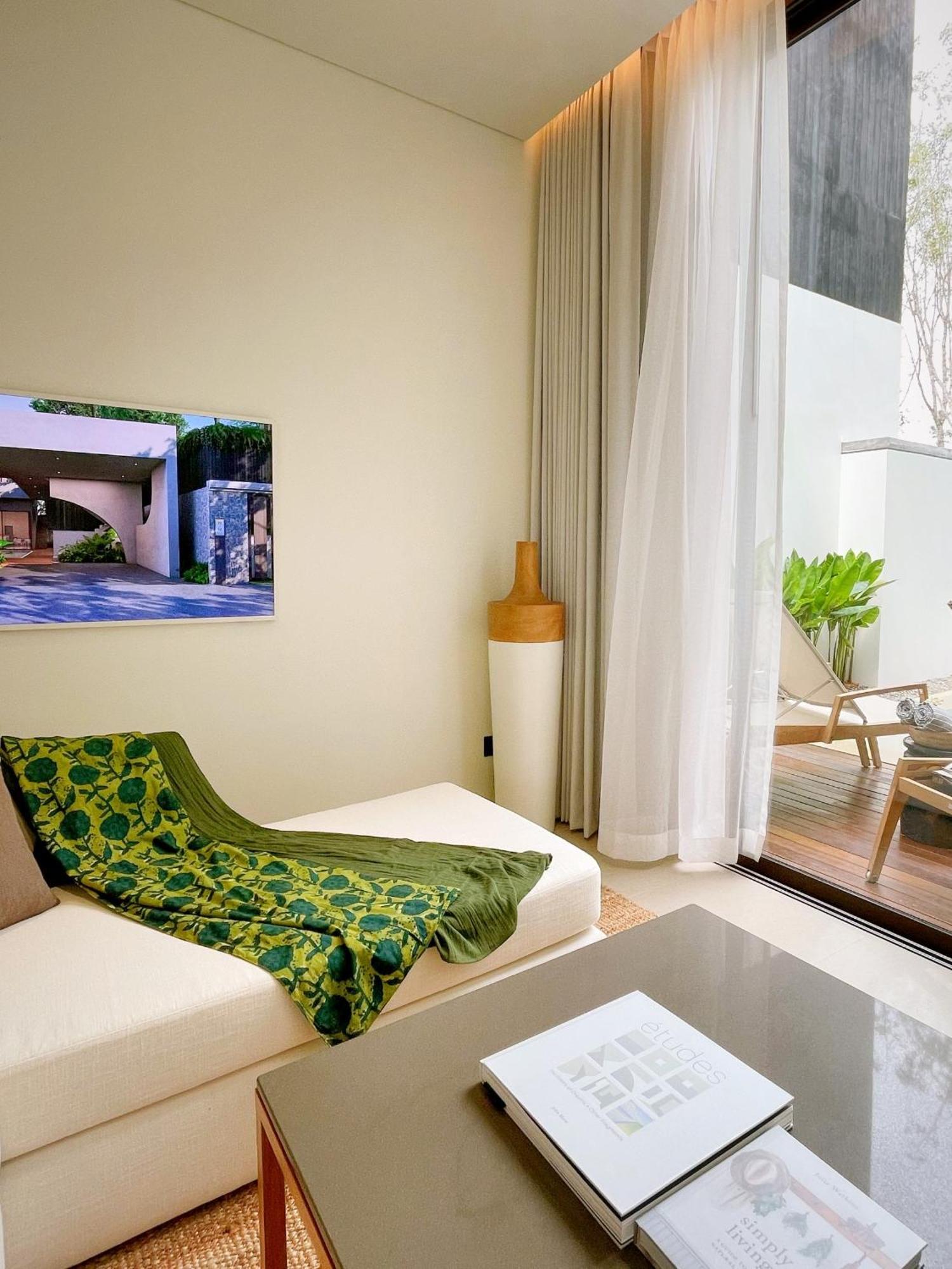 Tree O'Clock Pool Villa - Phuket 他朗 外观 照片